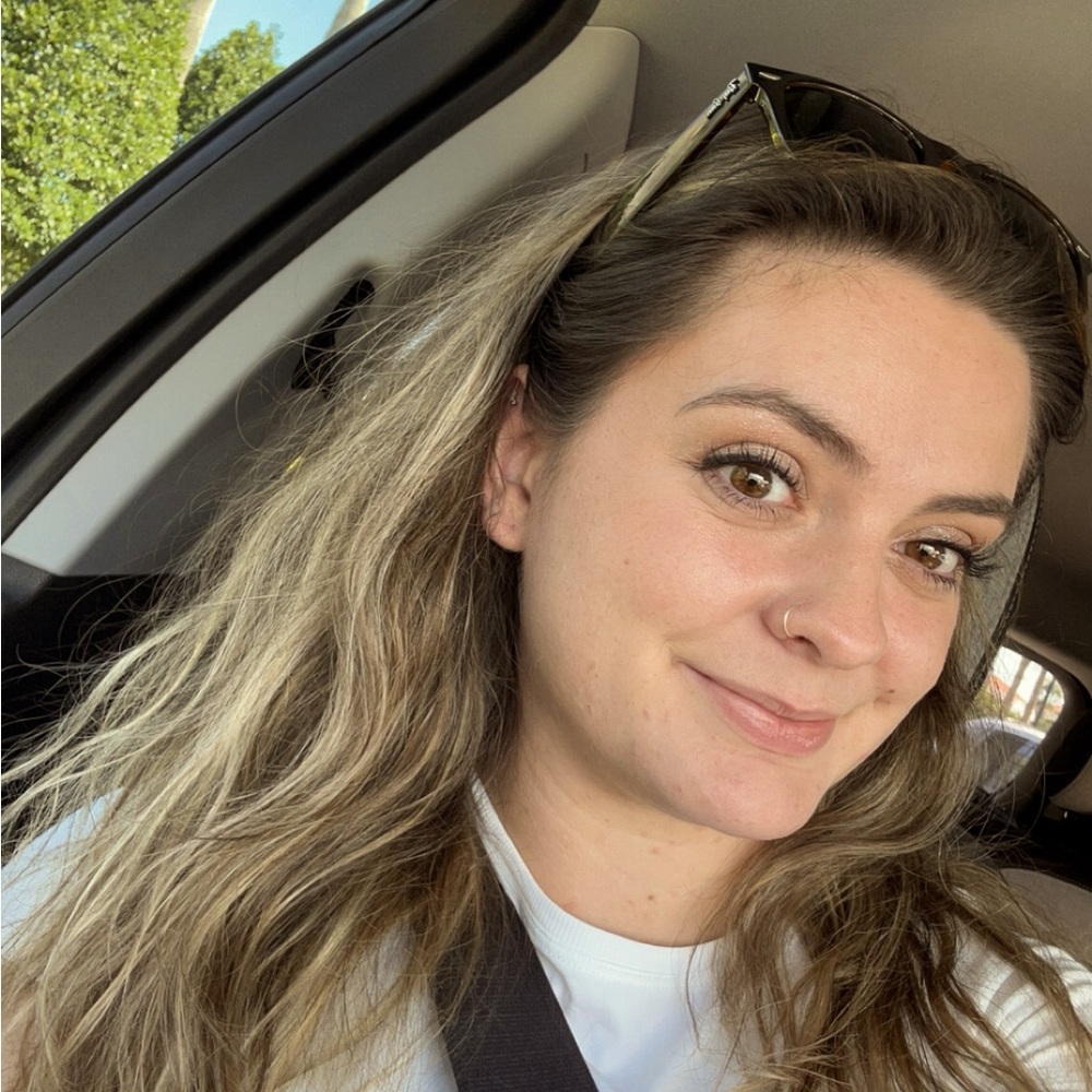 Meet your Posher, Kelsey deeann